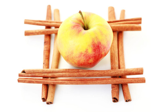 蘋(píng)果加肉桂