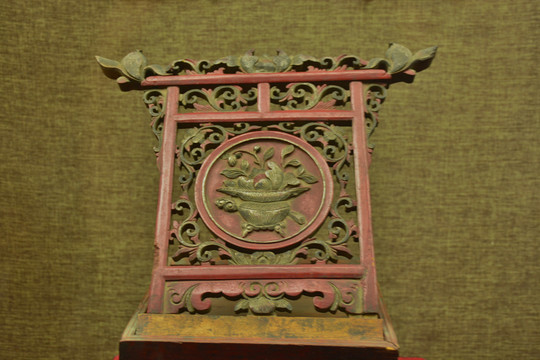 古代梳妝鏡木雕花紋