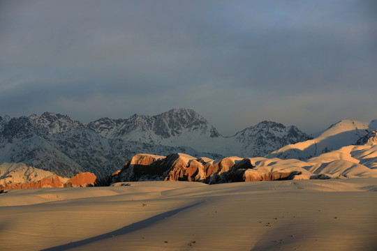 雪山