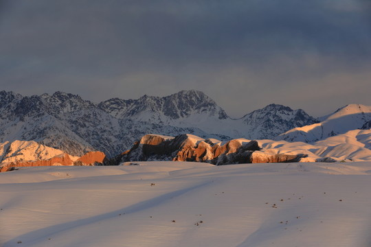 雪山