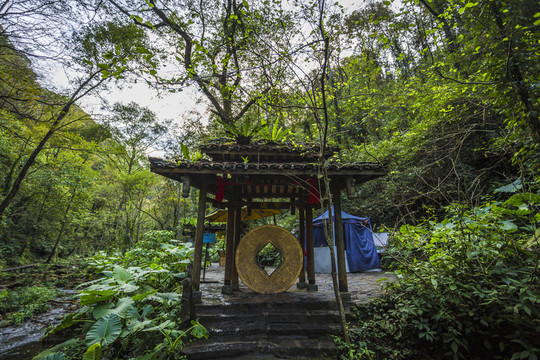 古東瀑布