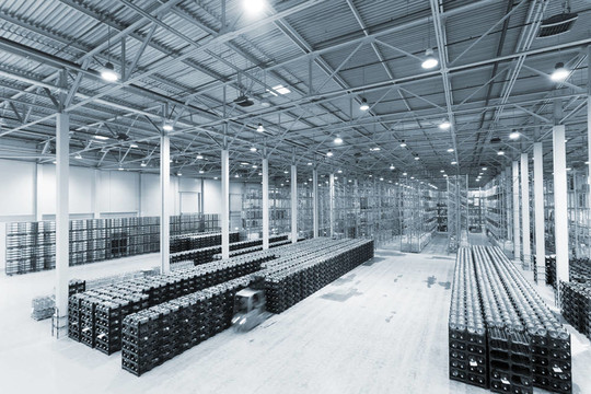 在礦泉水制造廠儲存成品的大章程