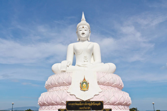 White Buddha的雕像