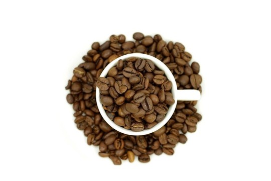 白底咖啡杯