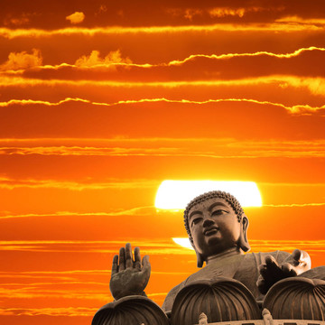 佛在日落