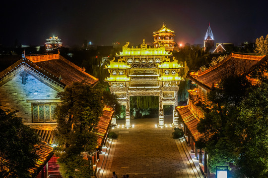 臺(tái)兒莊古城夜景