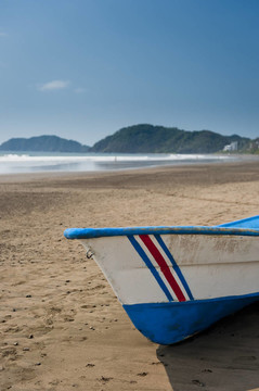 船在Beach