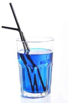 藍(lán)色雞尾酒杯