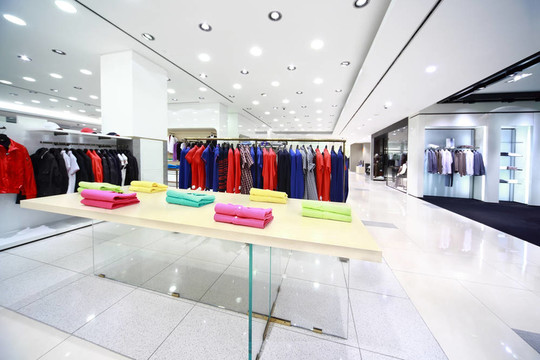男性服裝大商店