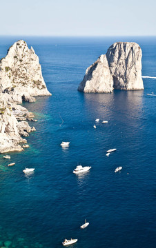 faraglioni di Capri