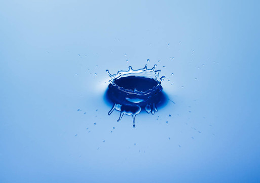 水