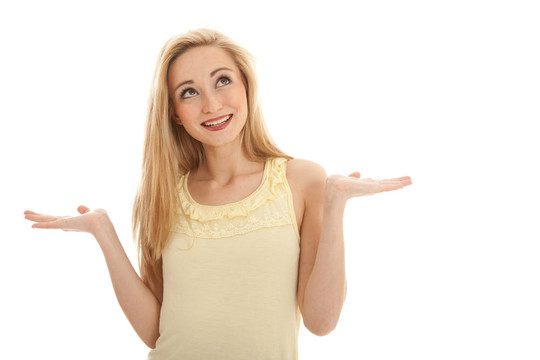 年輕漂亮的金發(fā)女人感情孤立在白色背景