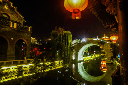 臺(tái)兒莊古城夜景