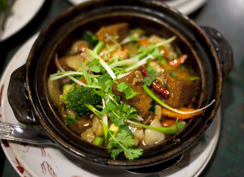 中國蔬菜和豆腐煲