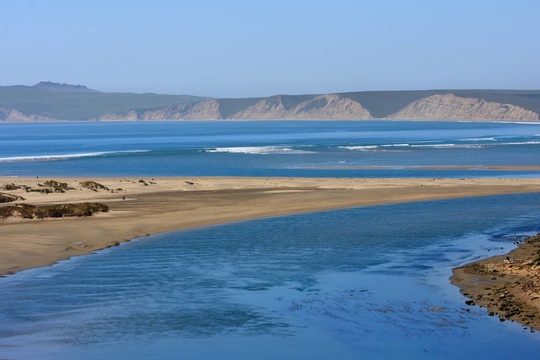 瀉湖和海灘