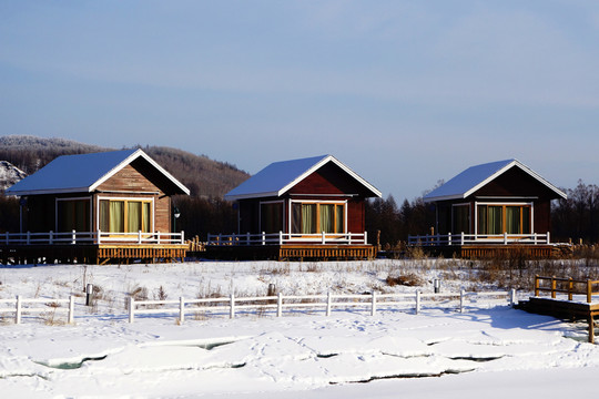 歐式木屋別墅雪景