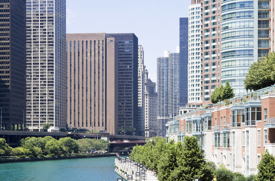 芝加哥河畔公寓
