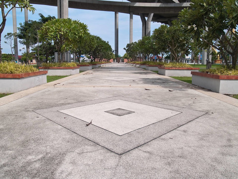 普密蓬國王橋