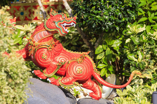 泰國文學(xué)中的動物獅雕像。