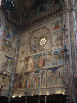 內(nèi)部的大教堂（大教堂）。Orvieto；翁布里亞大區(qū)
