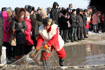 冬捕 冬網(wǎng) 拉網(wǎng)捕魚 打魚人