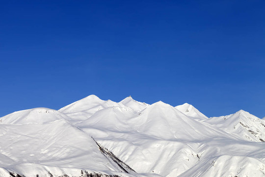 雪山與藍(lán)天