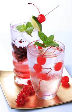 冰鎮(zhèn)飲料