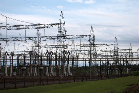 世界最大水力發(fā)電廠配電中心