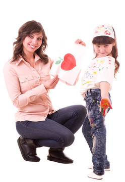 母親和女兒一起畫(huà)畫(huà)