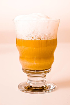 拿鐵瑪奇朵咖啡一杯