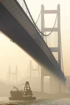 日落橋；青馬大橋