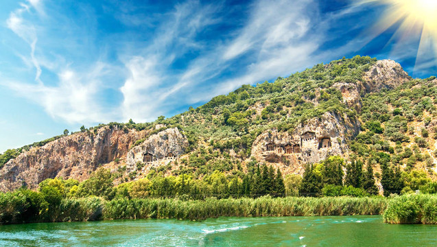 lykian巖墓。Dalyan；土耳其。