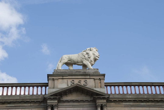 獅子statue3
