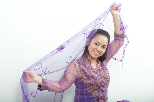 亞洲的泰國(guó)女紫色穆斯林服飾- banduang