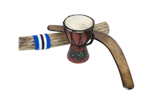 飛鏢；鼓和Rainstick