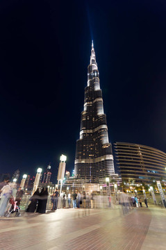 Burj Khalifa；迪拜
