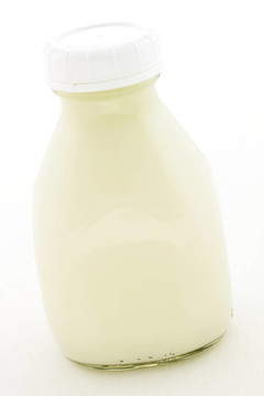 品脫玻璃奶瓶