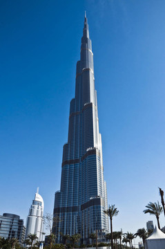 Burj Khalifa；迪拜