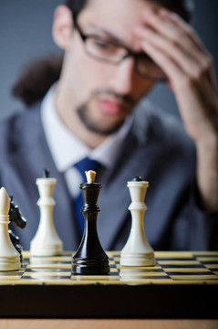 棋手玩他的游戲