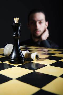 棋手玩他的游戲