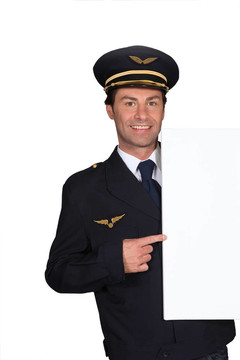 飛行員制服男子