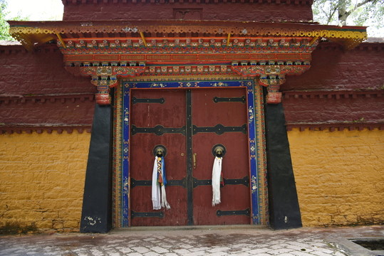 羅布林卡