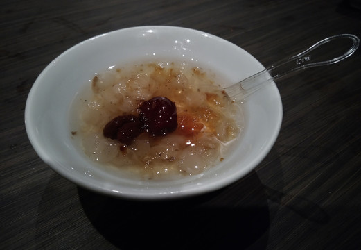 紅棗銀耳羹
