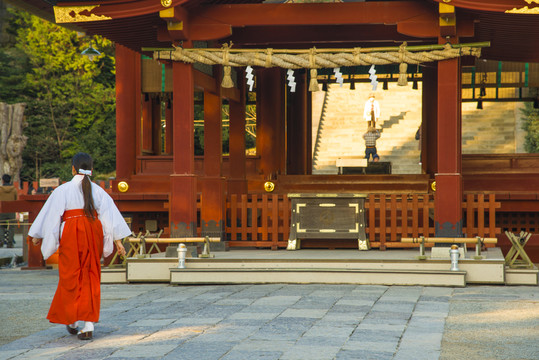 神社神女