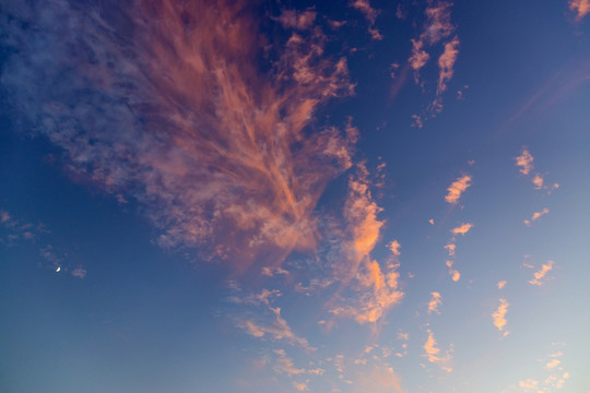 晚霞天空 火燒云
