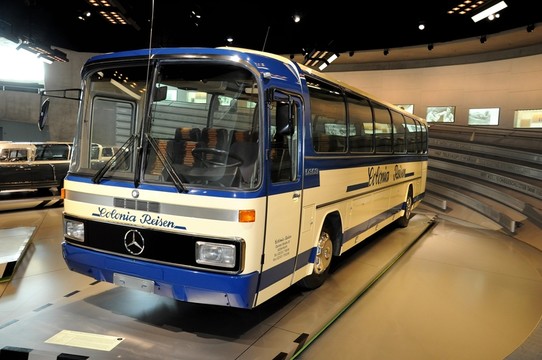 奔馳汽車博物館 大客車