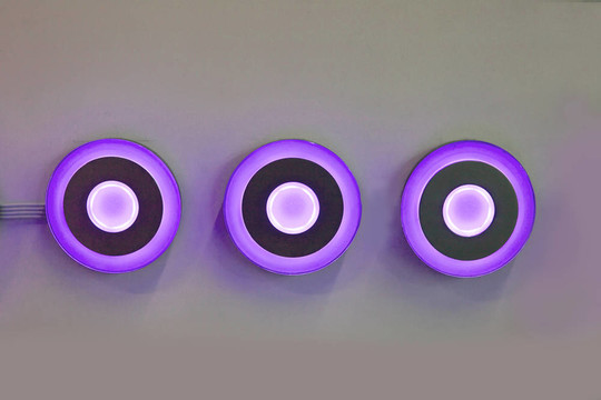 現(xiàn)代輕藍(lán)色電源按鈕