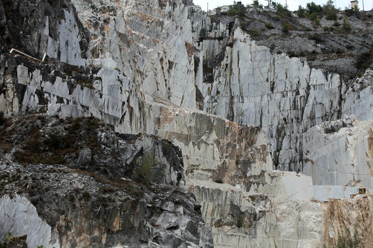 大理石采石場——濱海阿爾卑斯山脈；Carrara；托斯卡納；意大利