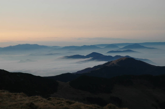 羅德內(nèi)伊山；羅馬尼亞