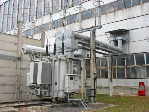 電廠大型工業(yè)高壓變頻器